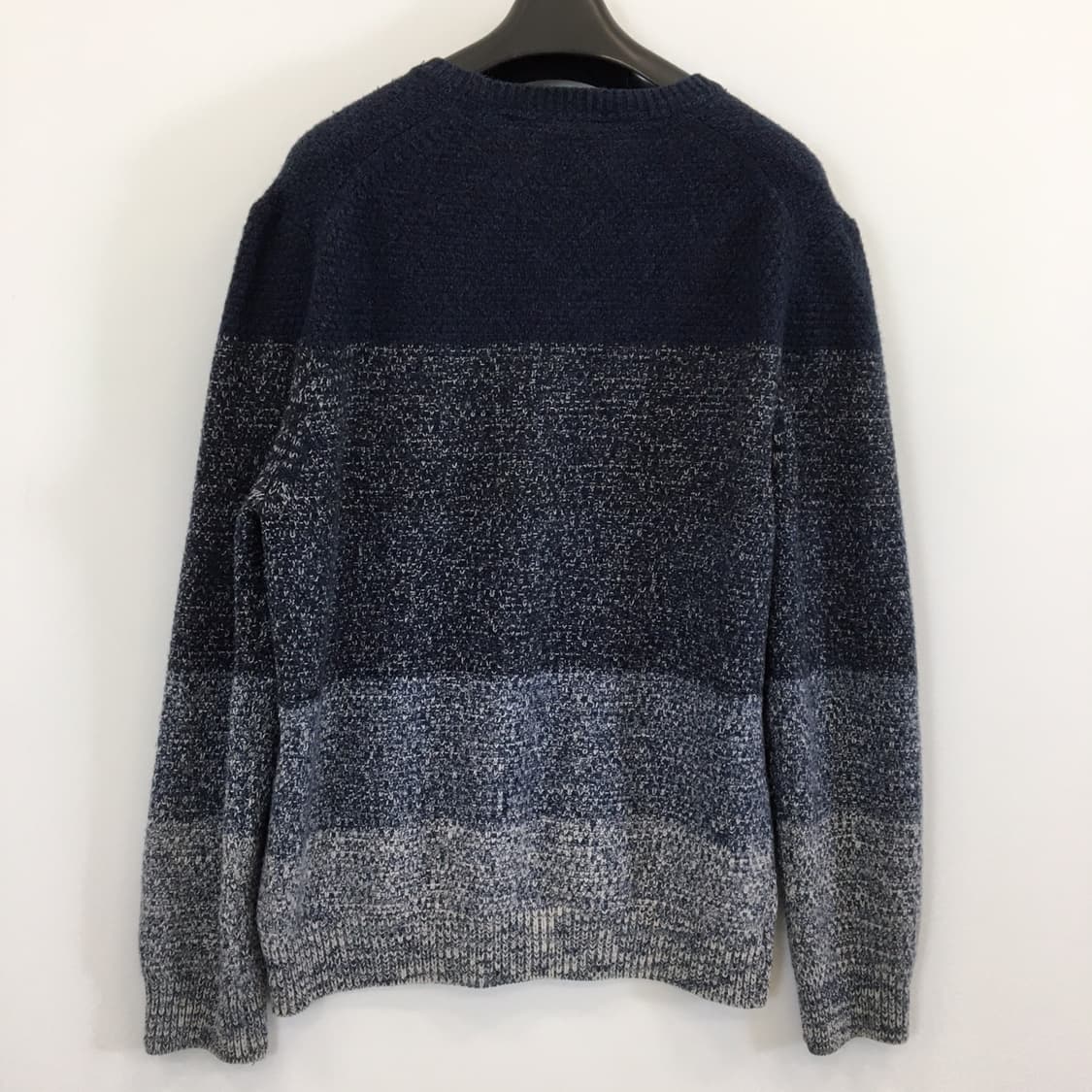 헤지스 레더패치 울 100% 그라데이션니트 105  상품이미지4