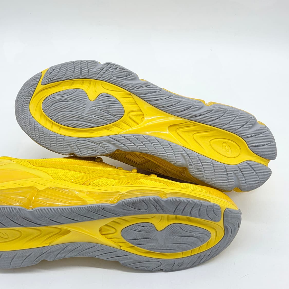  아식스 x C.P. 컴퍼니 젤 퀀텀 360 8 옐로우 (280)  상품이미지3