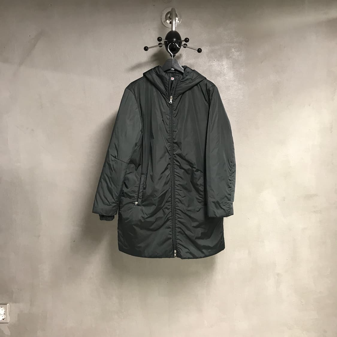 프라다 스포츠 패딩 자켓 카키 44 상품이미지1