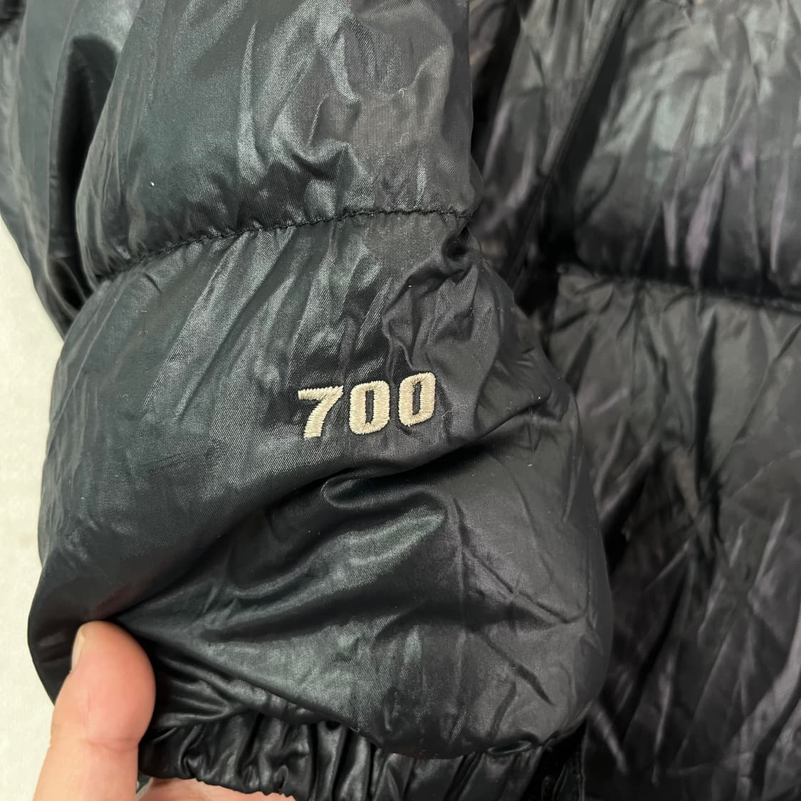 100 노스페이스 700눕시 유광패딩 상품이미지4