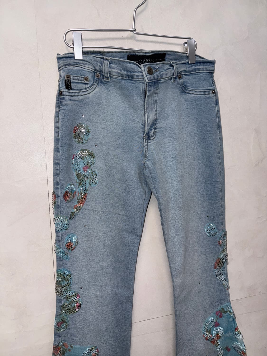 Denim ethnic floral beads detail 부츠컷팬츠 상품이미지4