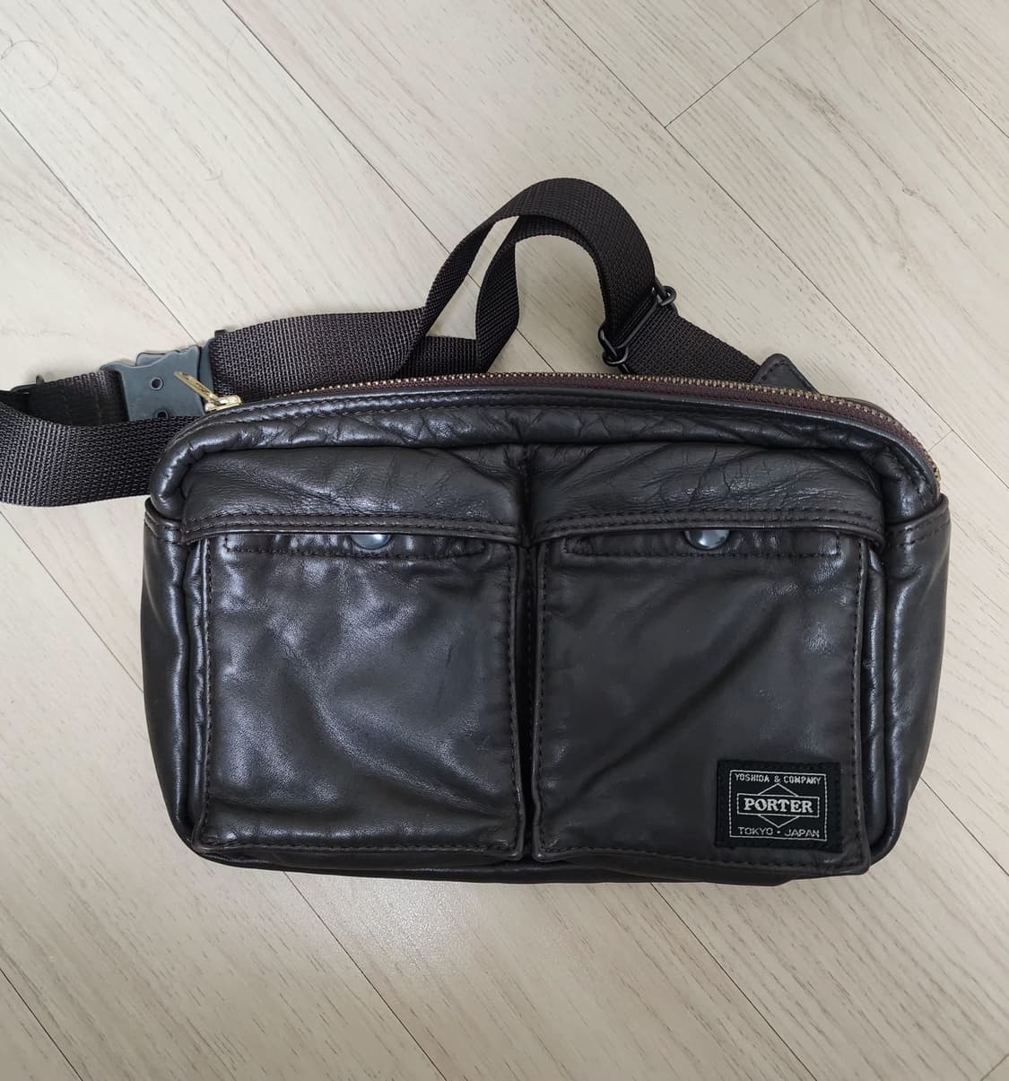 요시다포터 가죽 웨이스트백 상품이미지1