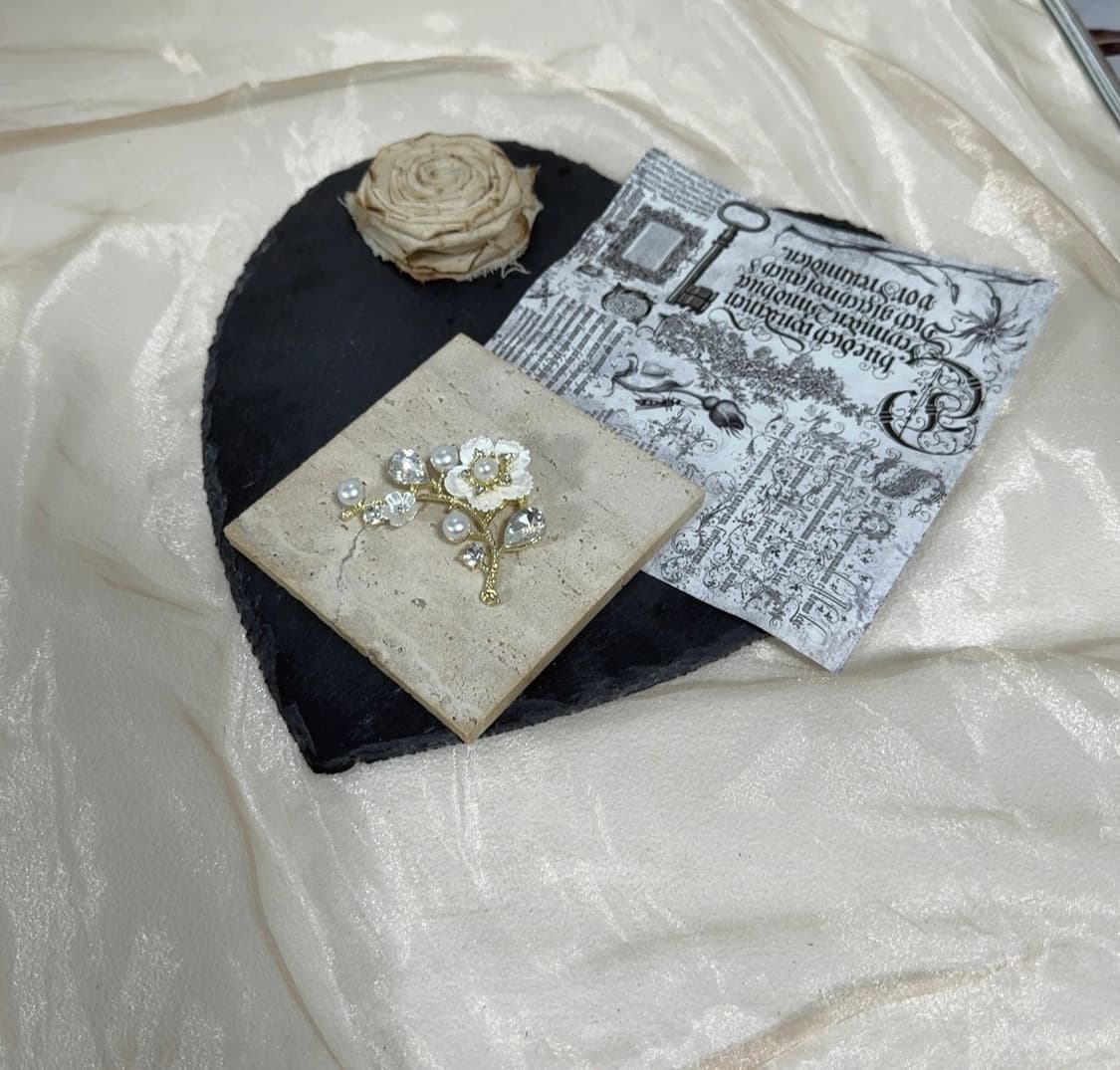 빈티지 납매 에나멜 담수진주 브로치 상품이미지1