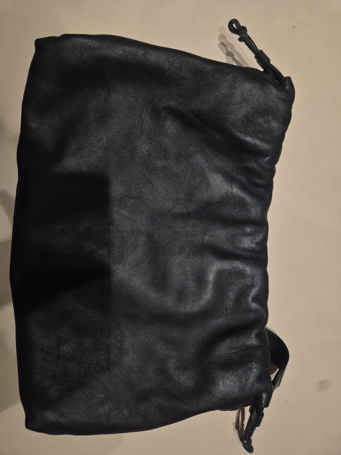 코스 cos 카바텔리 클러치 블랙 상품이미지5