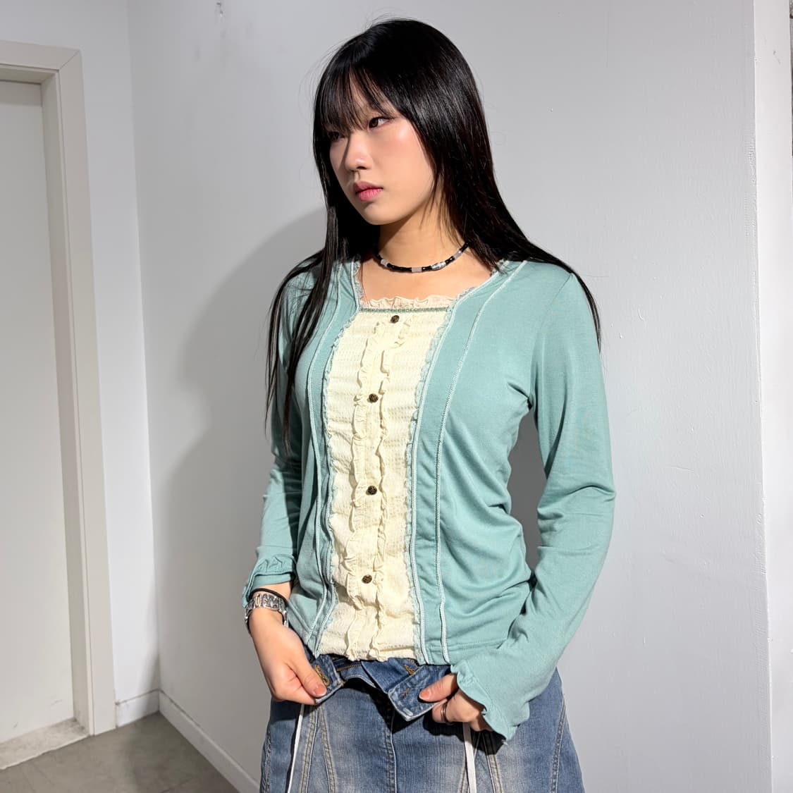 엑시즈팜 민트 크림 프릴 티셔츠 상품이미지1