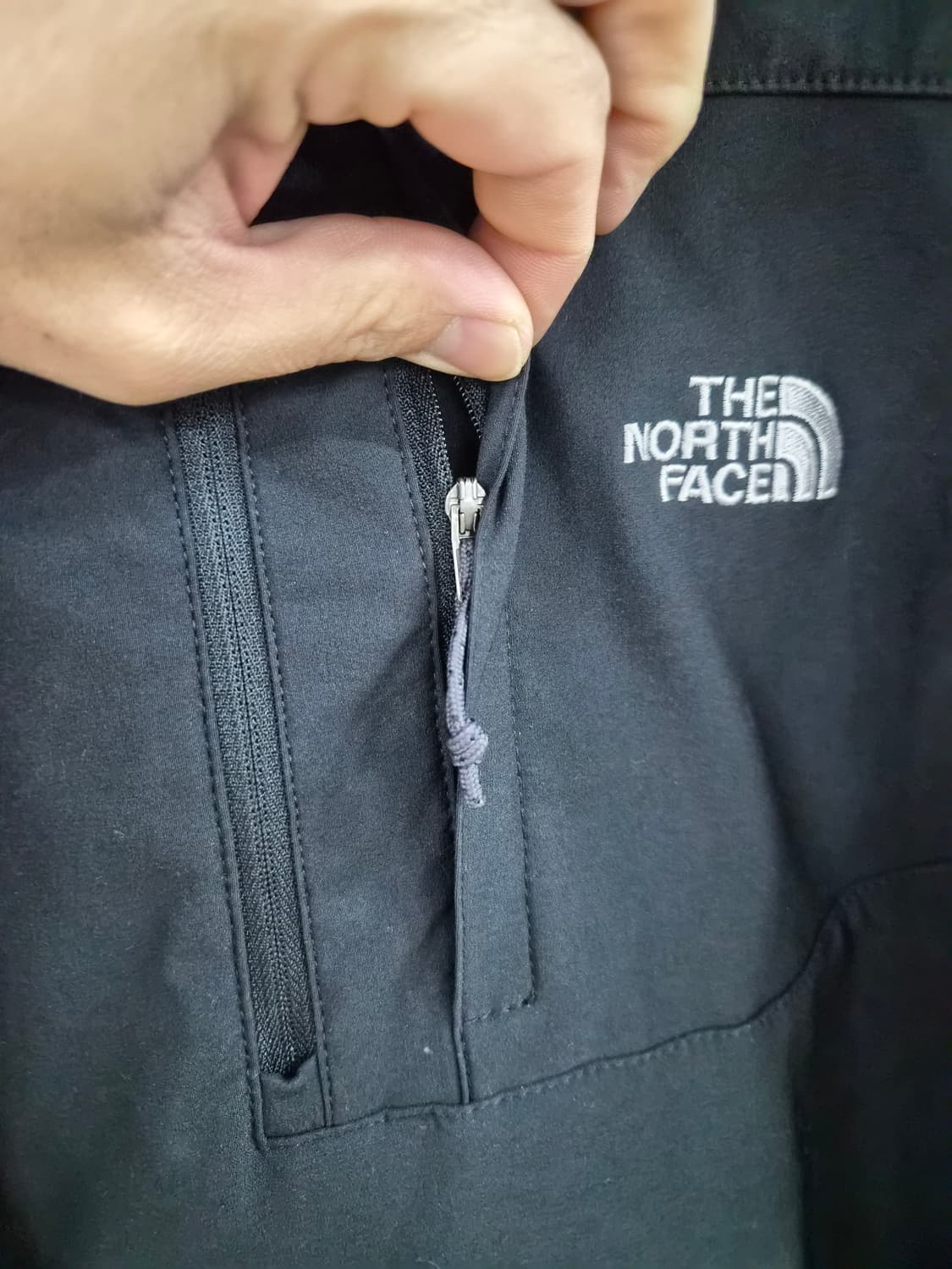 S/100) 노스페이스 APEX 하프집업 팝니다 상품이미지3