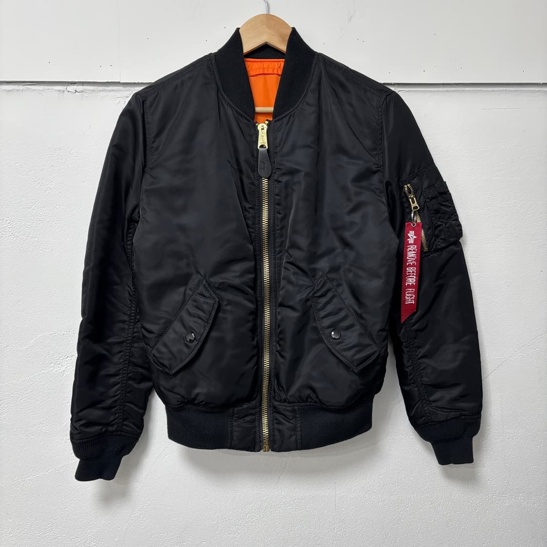 알파인더스트리 블랙 MA-1 상품이미지1