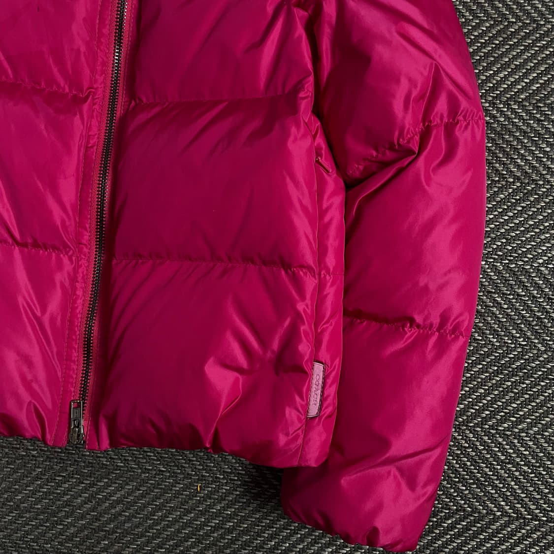 코치 우먼스 다운 푸퍼 크롭 패딩 핑크o 3612 상품이미지2