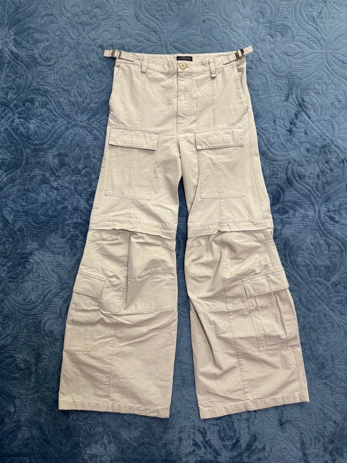 발렌시아가 플레어 카고 팬츠 S 베이지 새상품 상품이미지1