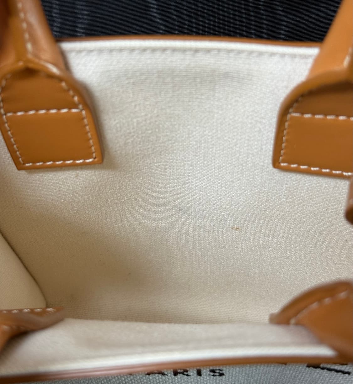 (새상품급,풀구성)셀린느 카바스 버티컬 미니백 상품이미지9