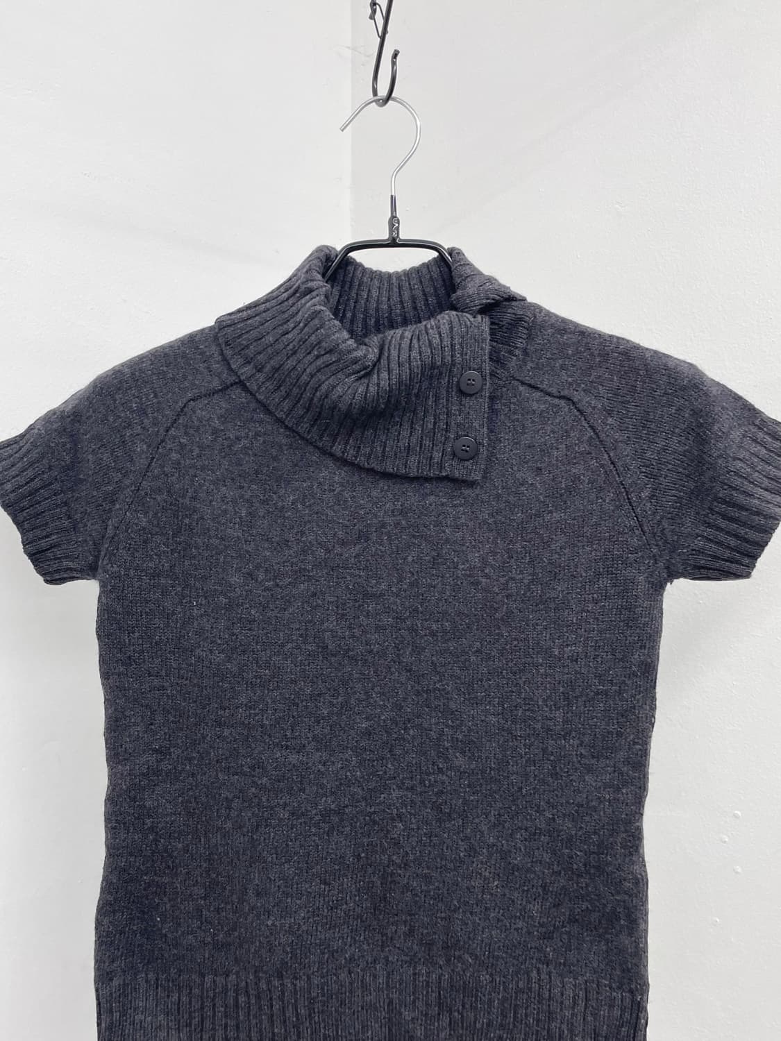 울 버튼 디테일 하프 니트 상품이미지6