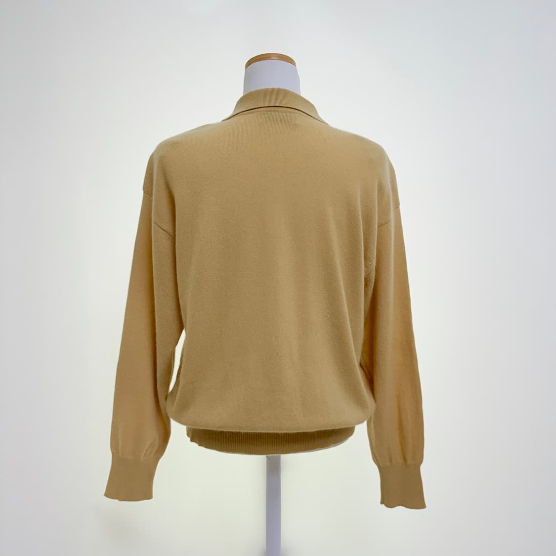 [캐시미어 100%] 레몬 버터색 카라넥 긴팔 니트 상품이미지3