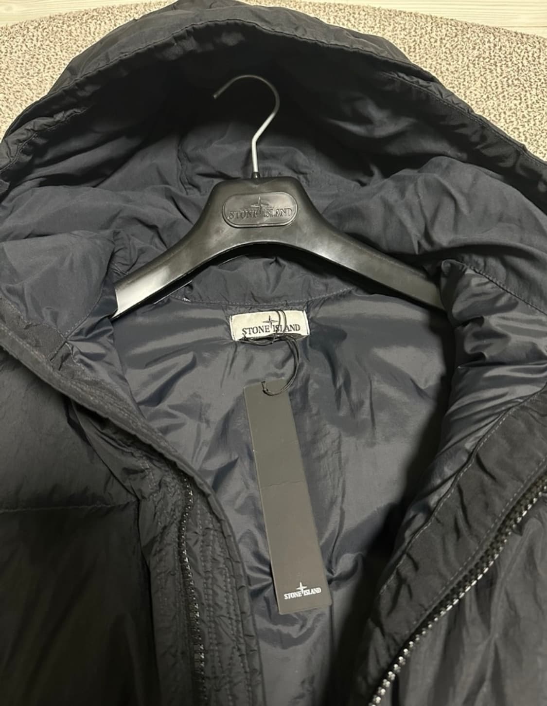 22fw 스톤아일랜드 크링클랩스 상품이미지2