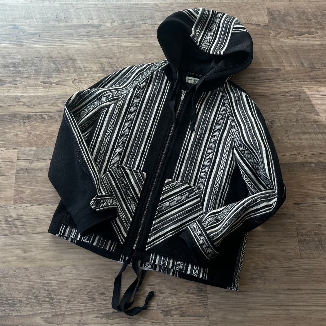 생로랑 자카드 후드 자켓 상품이미지2