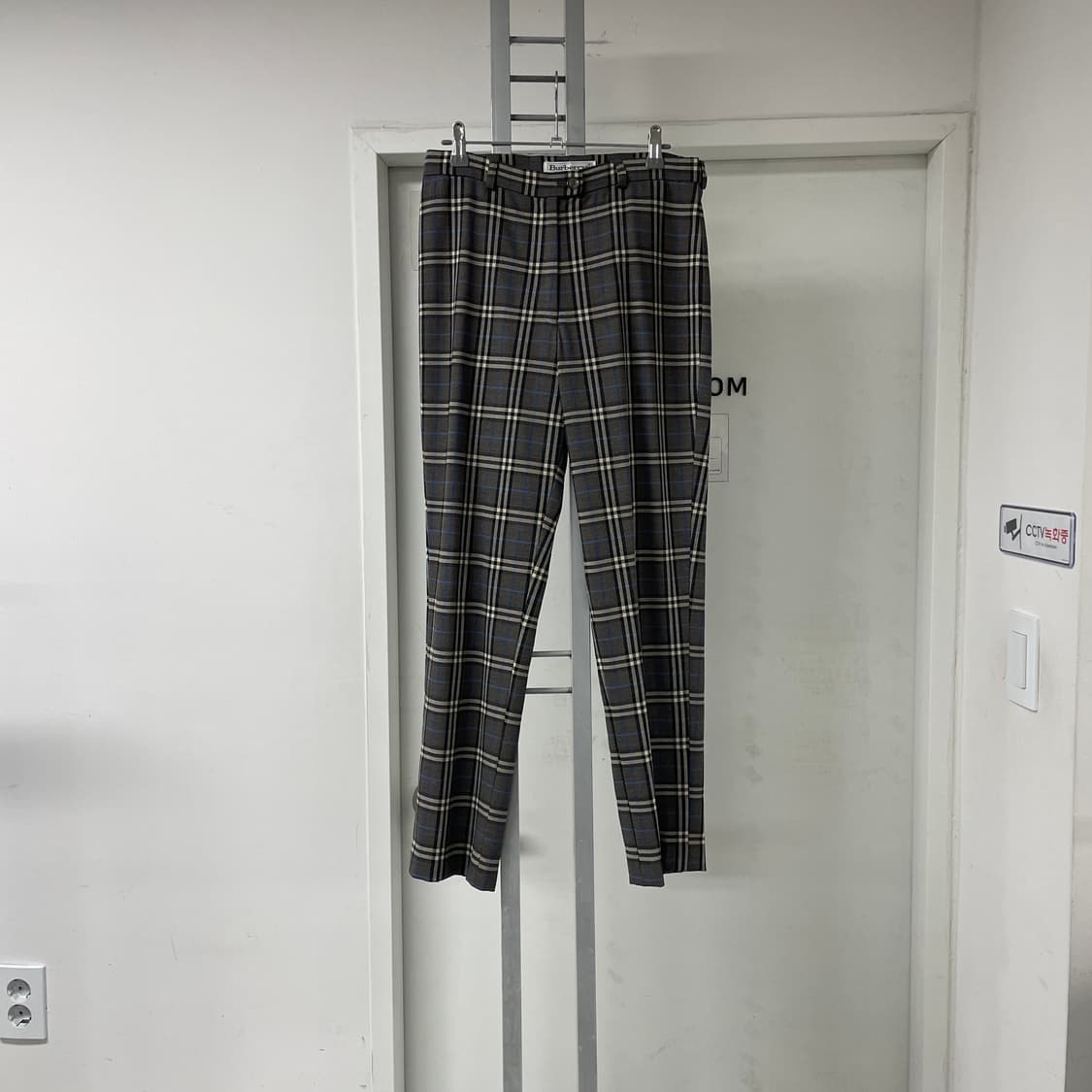 버버리 노바 체크 팬츠 그레이 10(W) 상품이미지1