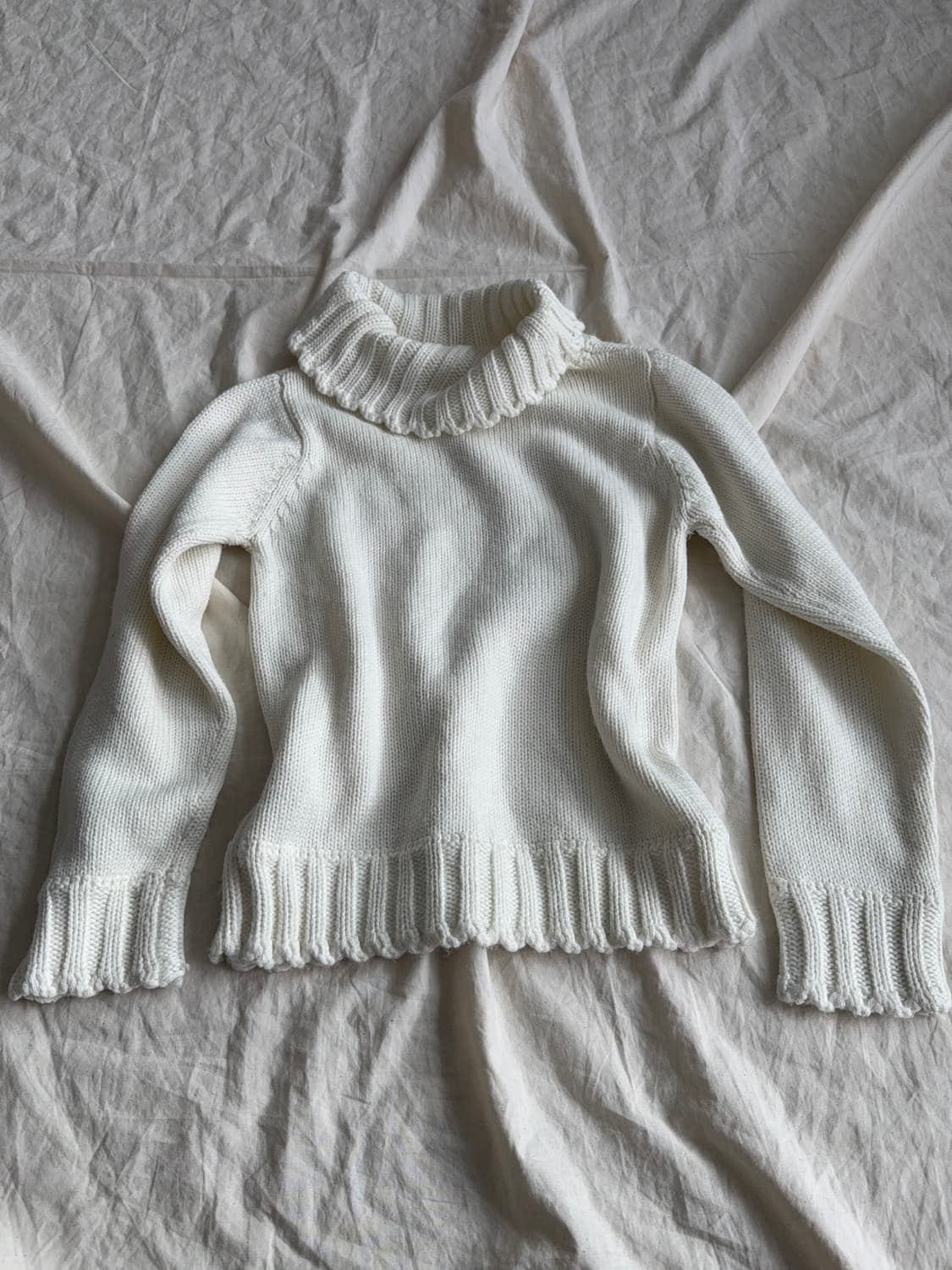 메조피아노 크림 아이보리 로걀 갸루 러블리 목폴라 딱붙 니트 상품이미지6