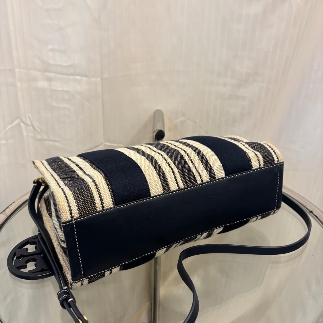 정품 토리버치 스트라이프 캔버스 토트백  상품이미지7