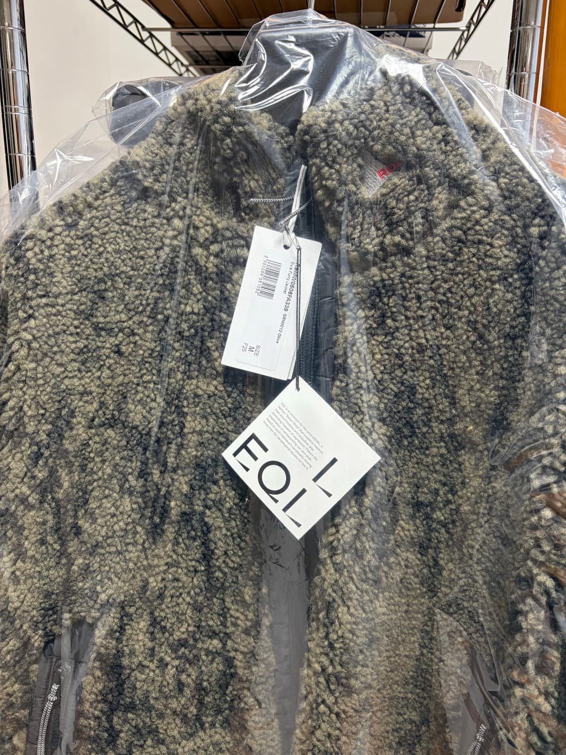 [M] 로아 Ewe 퍼리 자켓 올리브 상품이미지3