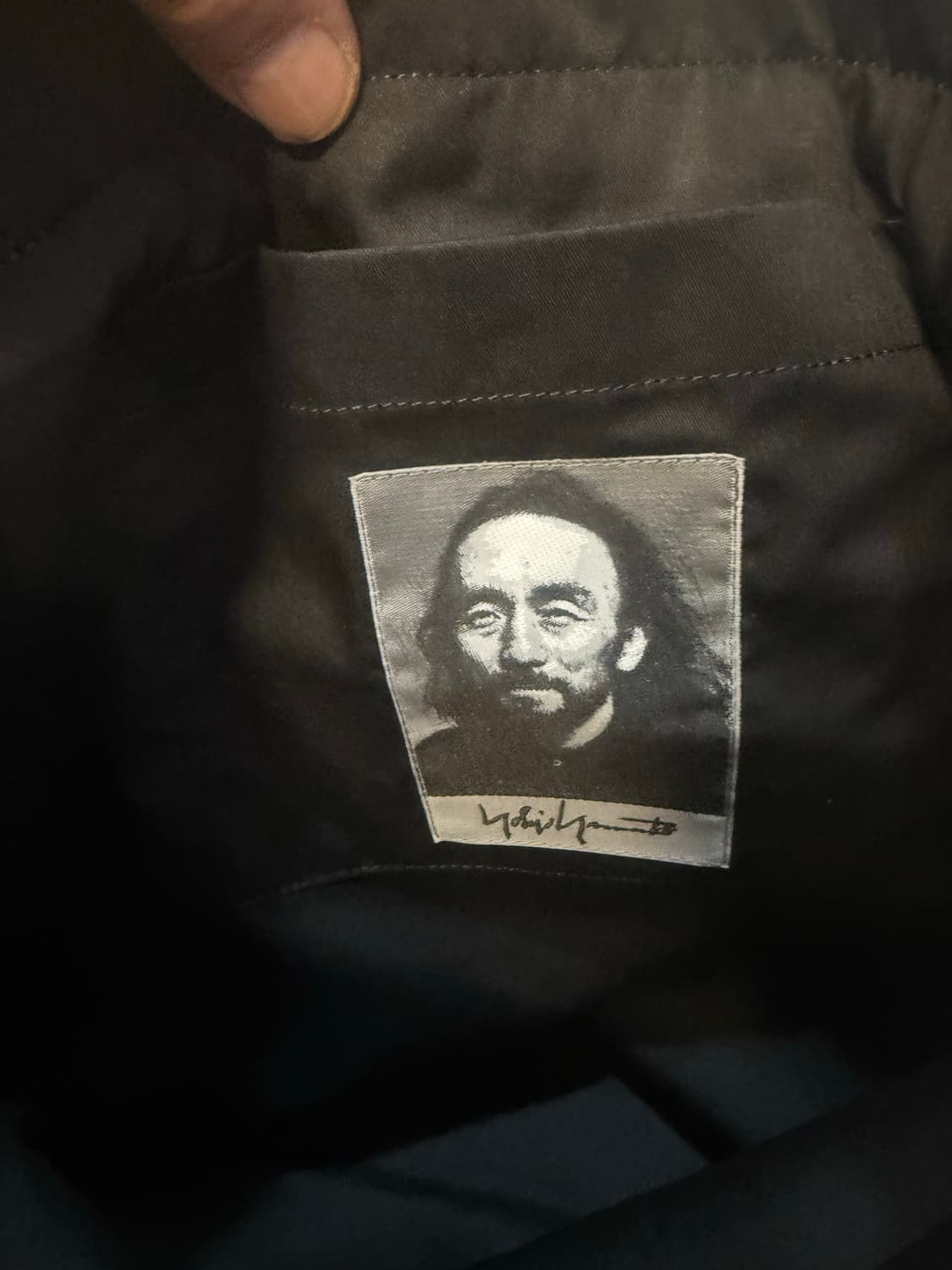 정품 요지야마모토 레더 쇼퍼백 팝니다 상품이미지7