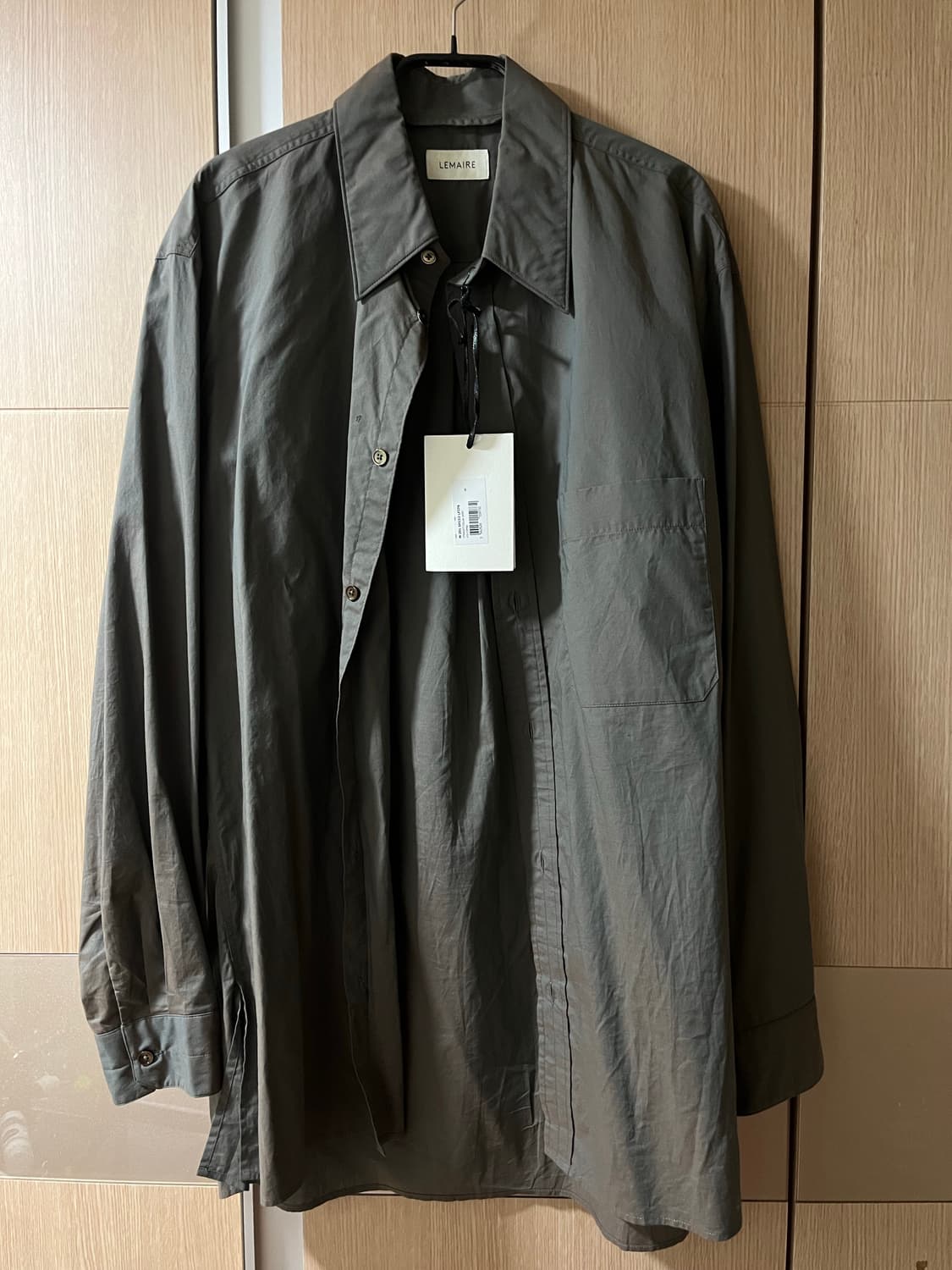 르메르 20시즌 스트레이트 카라 셔츠 커피색 46사이즈 팝니다 상품이미지4