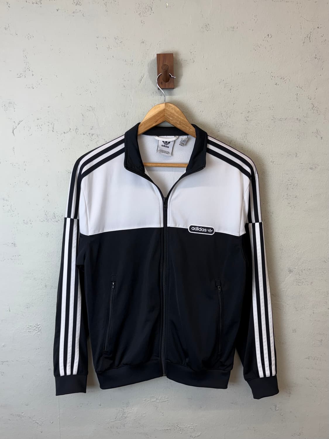 아디다스 파이어버드 스플릿 검흰 져지 상품이미지1