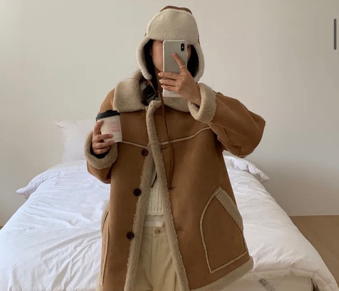 셀리테일즈 리버시블 무스탕 상품이미지2