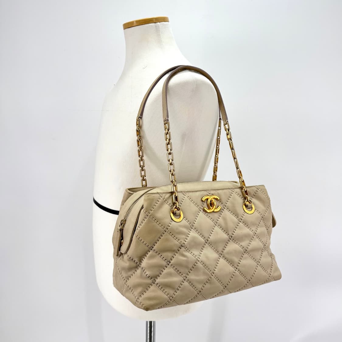 [감정완료] 샤넬 스티치 체인 여성 숄더백 상품이미지3