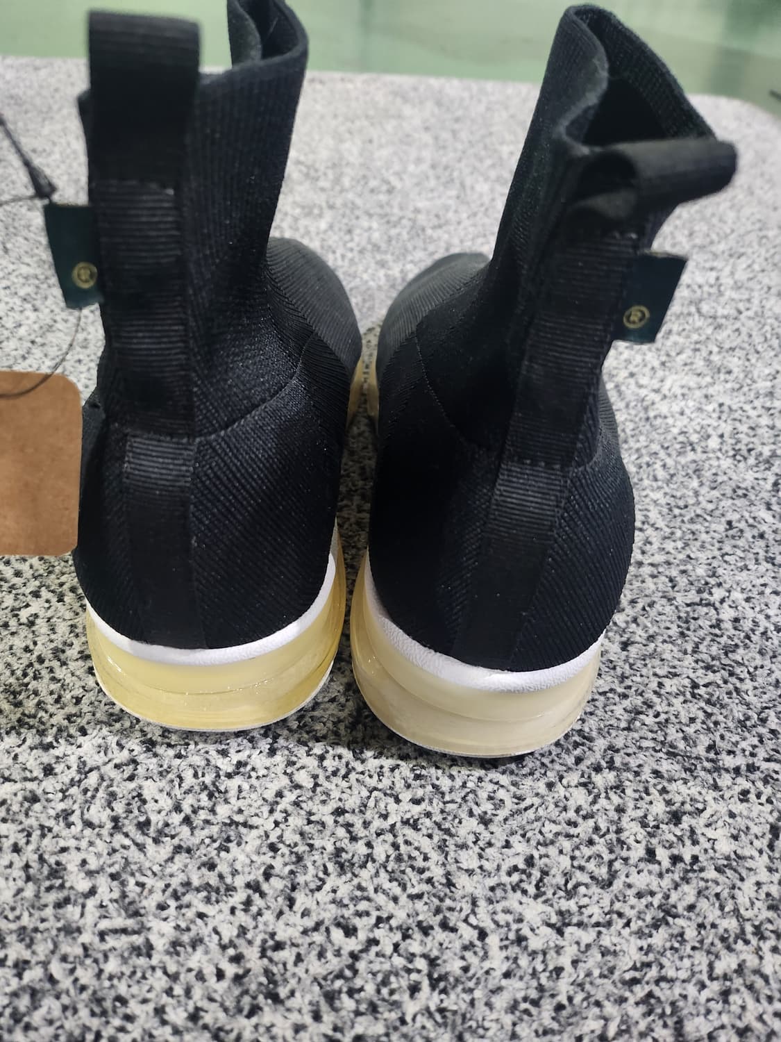 삭스 스니커즈(Sock Sneakers)
 상품이미지4