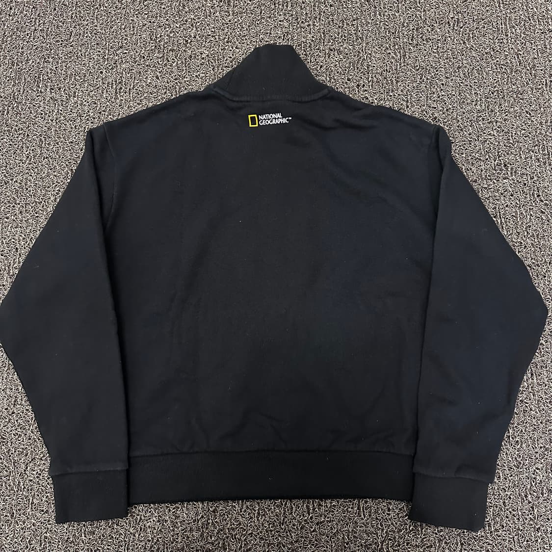 내셔널지오그래픽 여성 목폴라 울 맨투맨 블랙 90(S) 상품이미지4