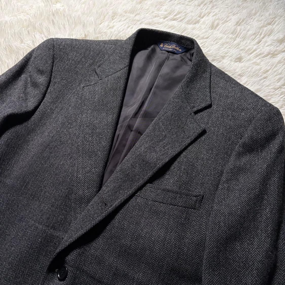브룩스 브라더스 다크 그레이 헤링본 자켓 상품이미지3