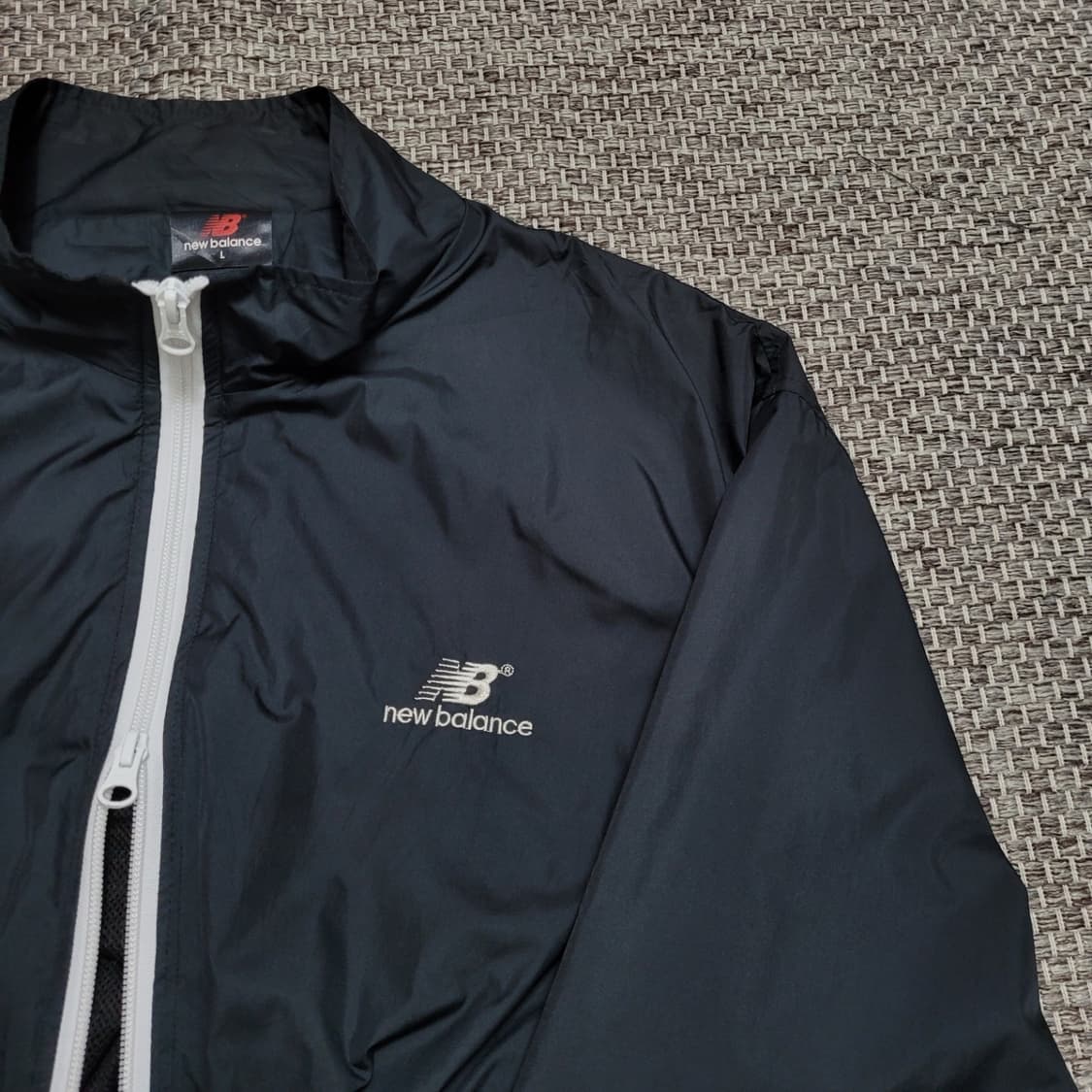 [L] 뉴발란스 크롭 바람막이 상품이미지3