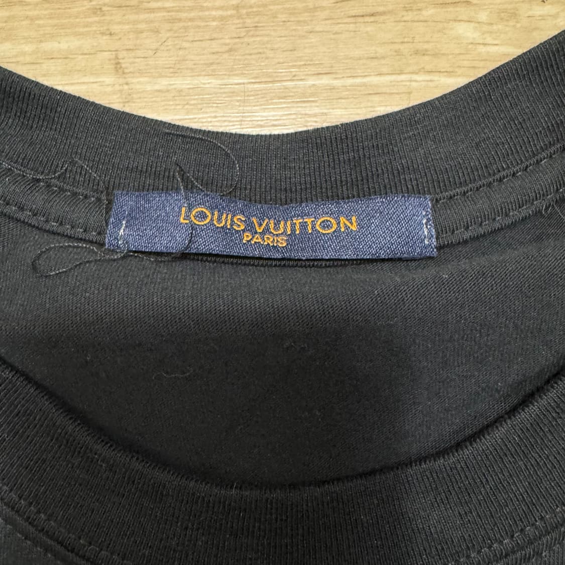 루이비통 프린팅 로고 티셔츠 상품이미지5