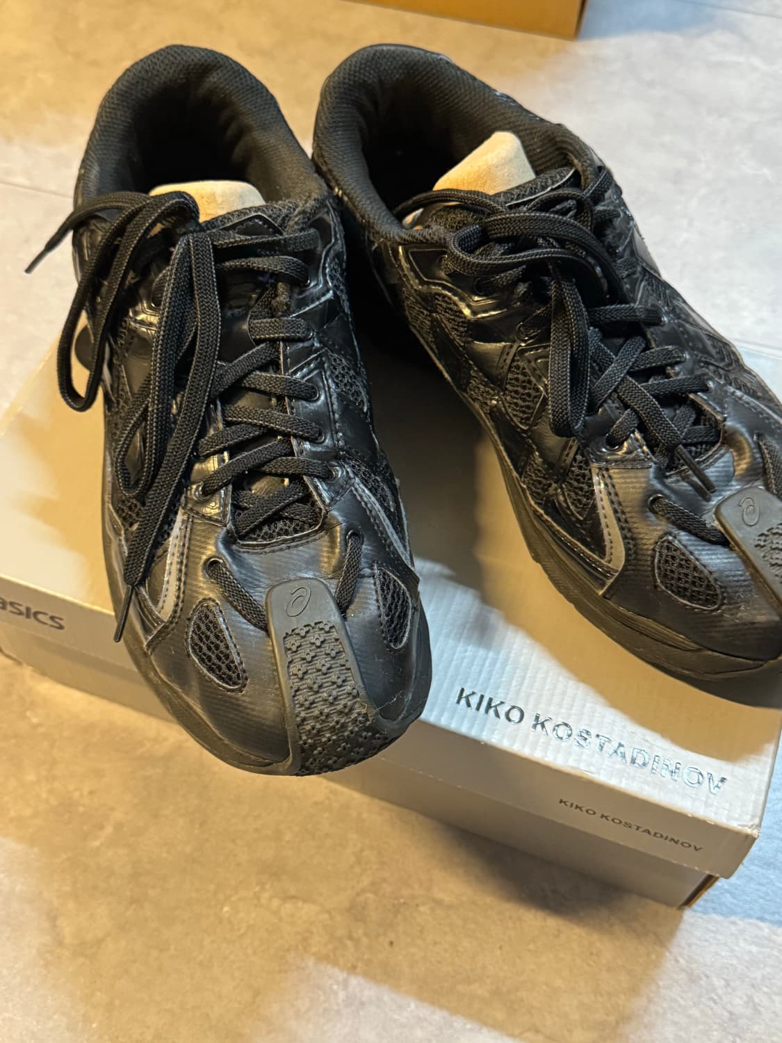 아식스 x 키코 젤 키릴 블랙 280 상품이미지1