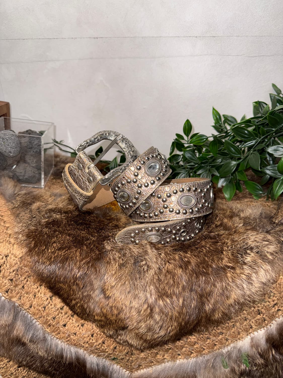 White gold python gemstone stud belt 상품이미지3