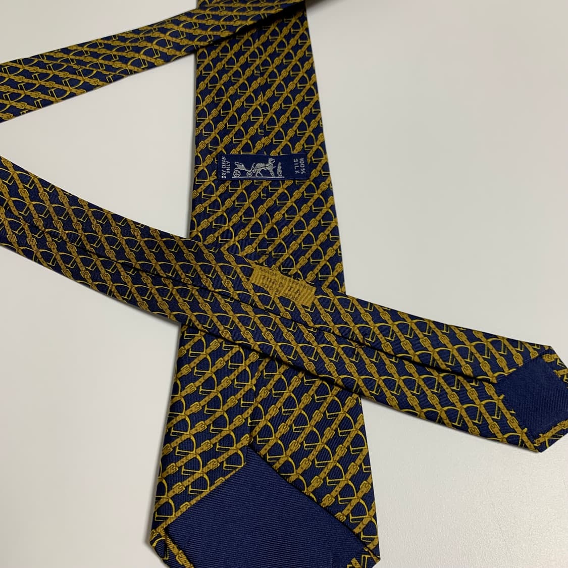 에르메스(HERMES) 기하학적패턴 명품넥타이 A+등급 상품이미지7