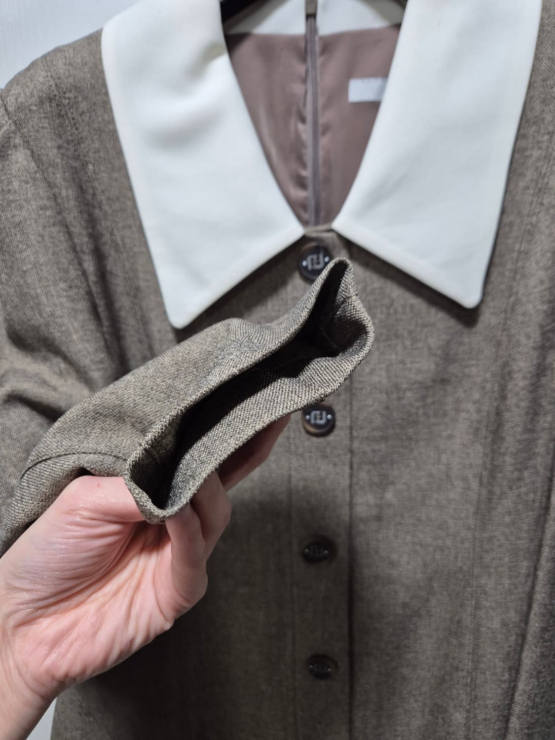 (세일)(새상품)온앤온 카라 퍼프 포인트 원피스 상품이미지5