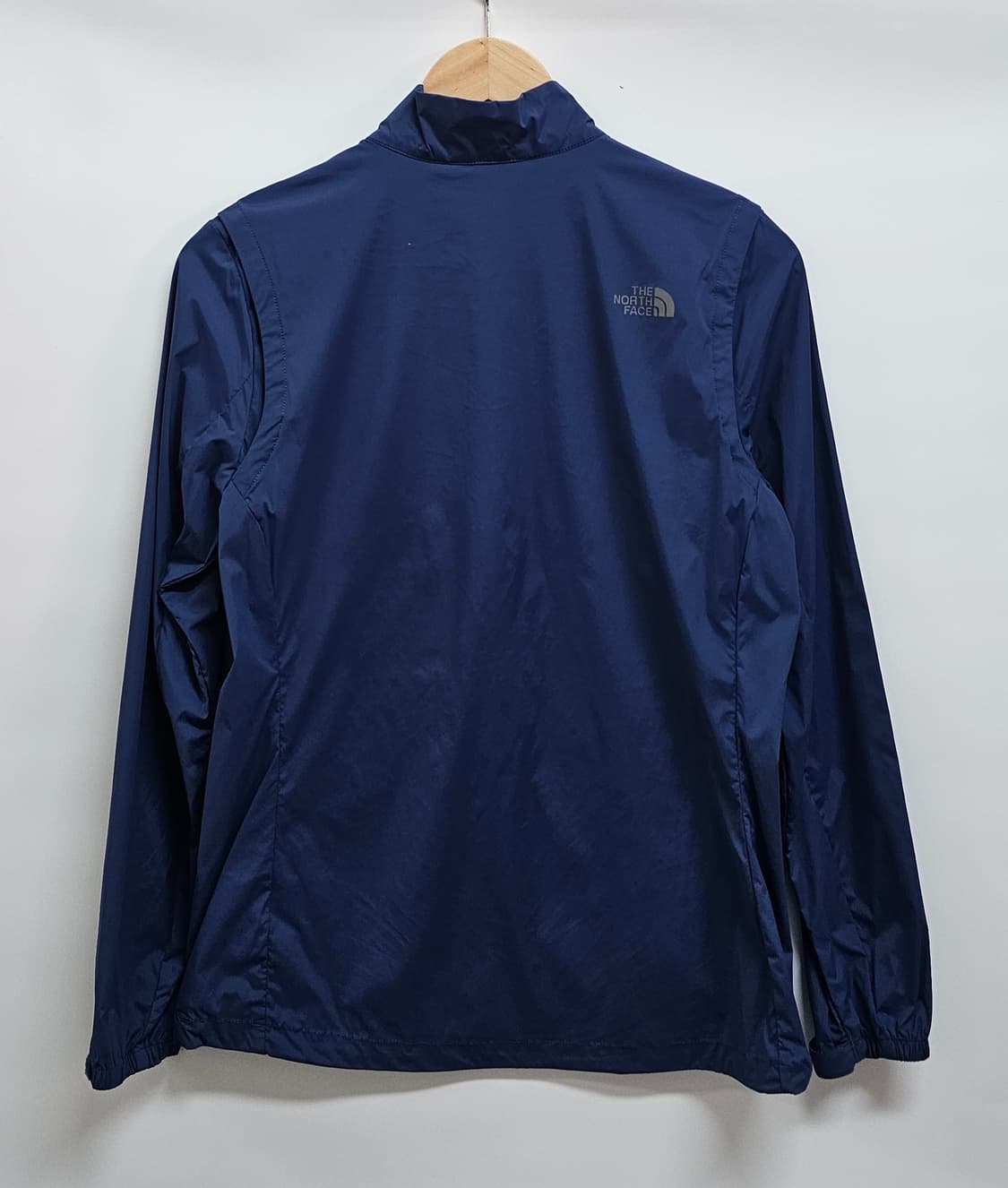 노스페이스 여성 바람막이 M 90 상품이미지2