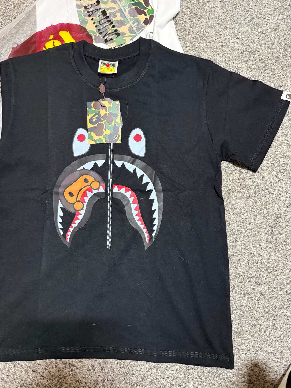 베이프 샤크 반팔 티셔츠 블랙 상품이미지1