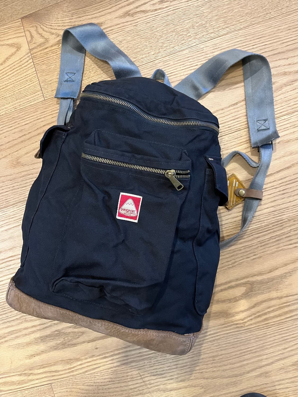 빈티지 잔스포츠 시애틀 헤리티지 백팩 상품이미지1