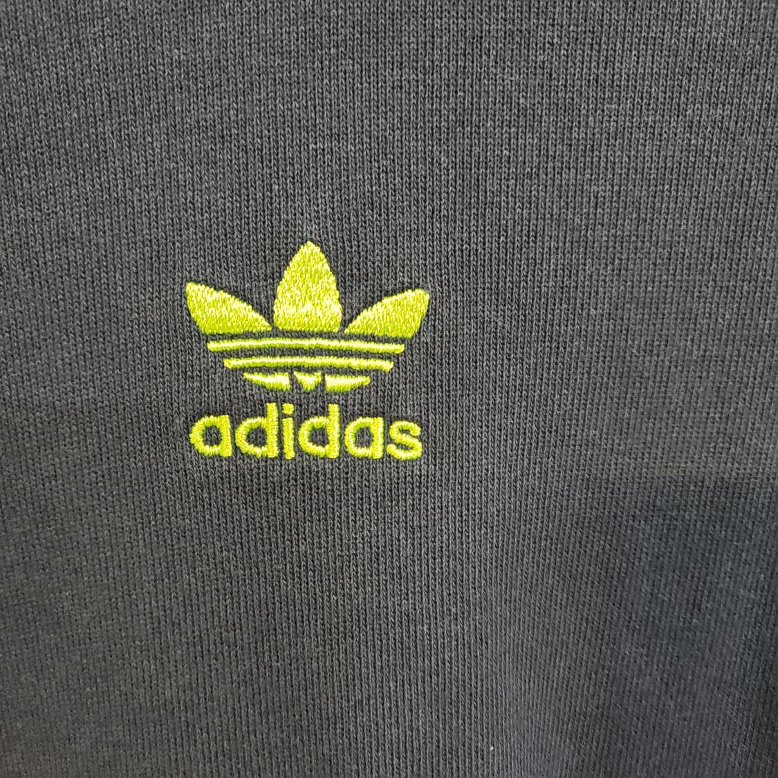 아디다스 오리지널 엠브로이더드  맨투맨 상품이미지3
