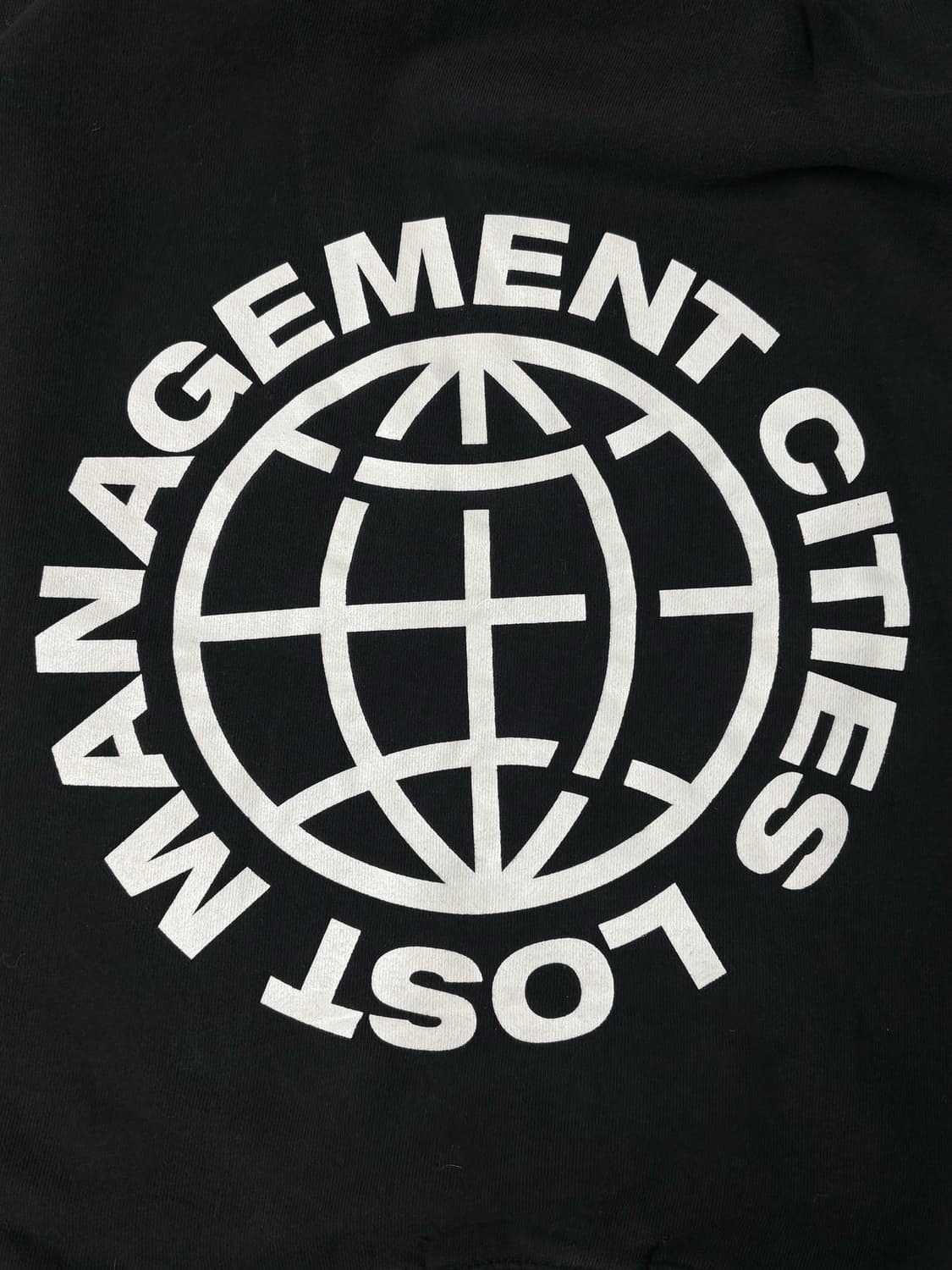 엘엠씨 맨투맨 상품이미지4