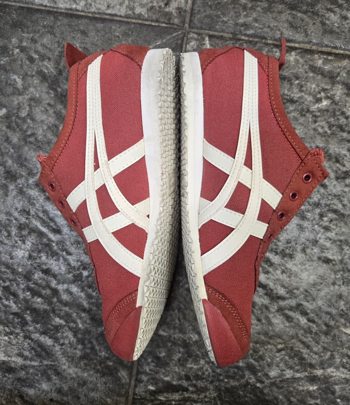 오니츠카타이거 슬립온 레드 스니커즈 상품이미지4