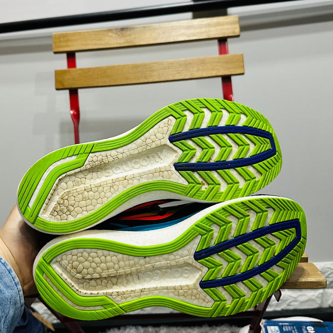 UK8 270) 써코니 런닝화 남성 남자 러닝화 엔돌핀 스피드 상품이미지6