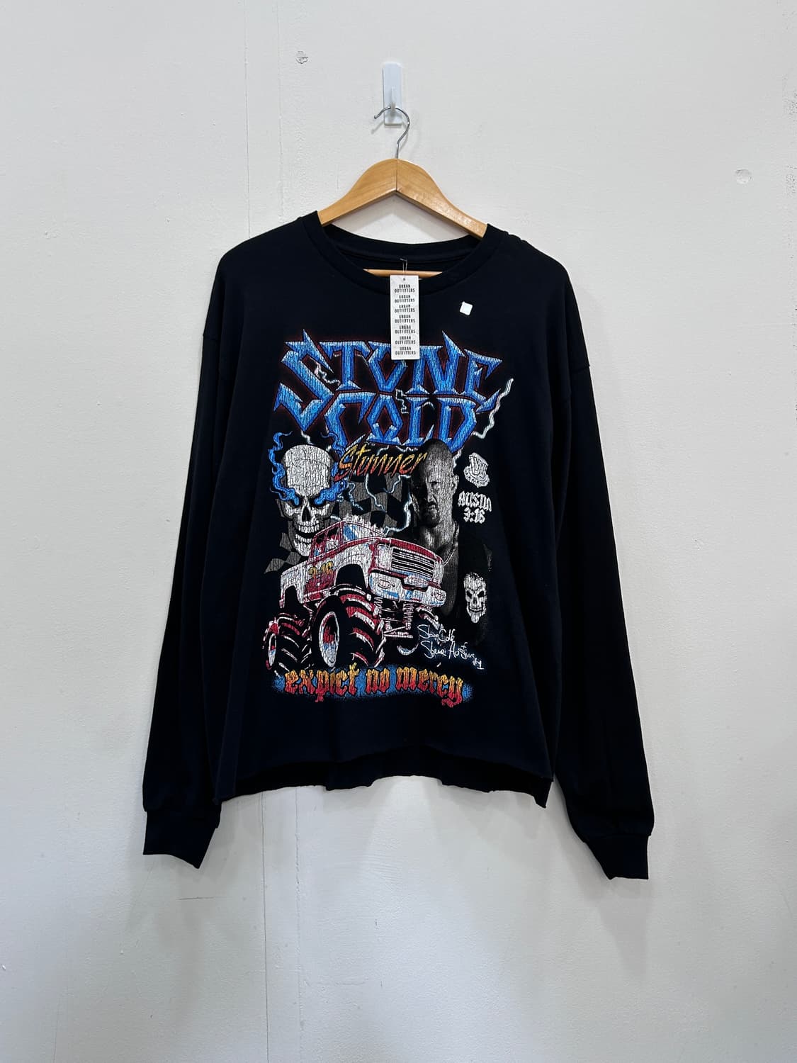 새상품 어반아웃피터스 WWE 스톤콜드 롱슬리브 긴팔티 상품이미지3