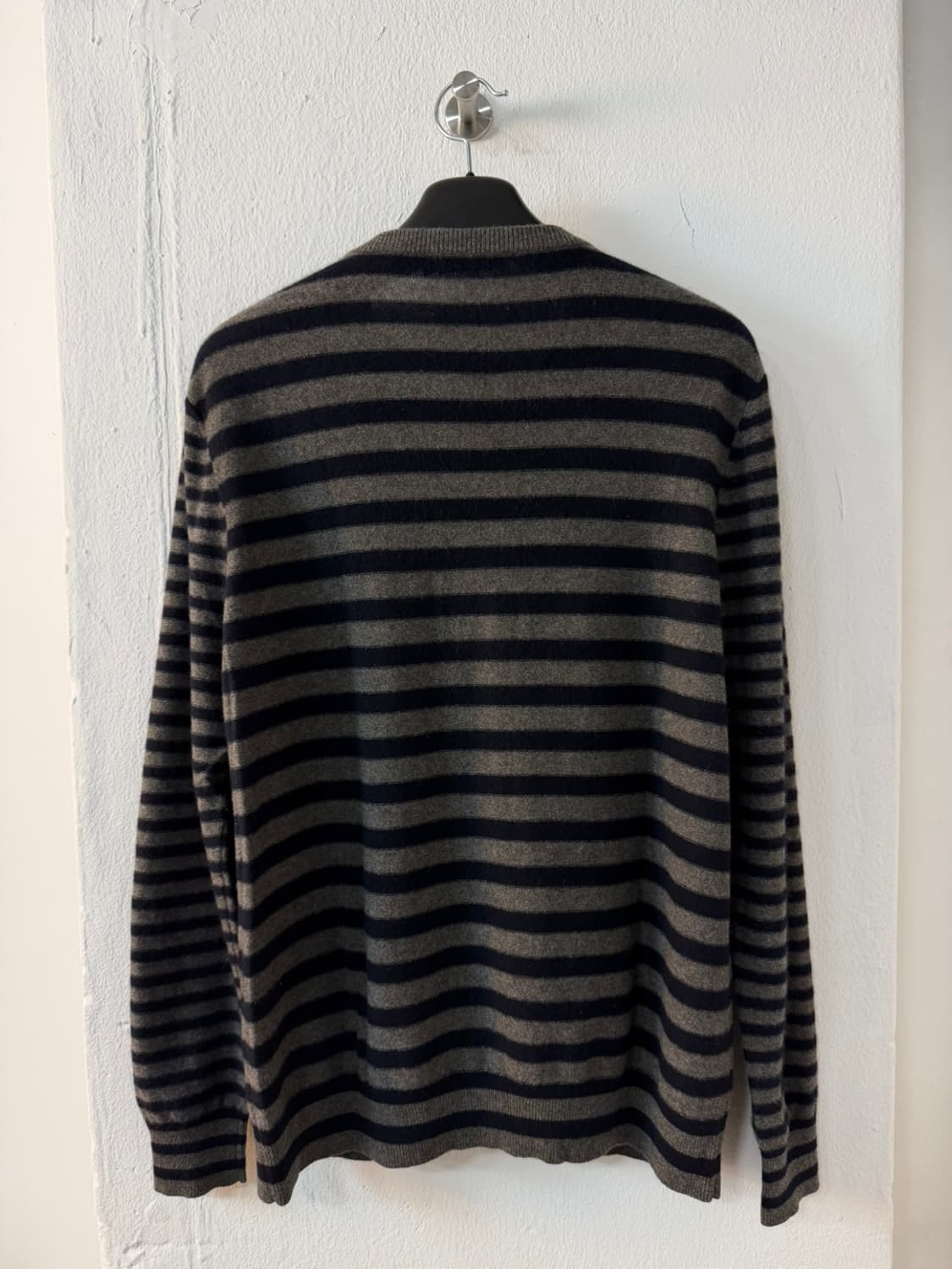 빈스 스트라이프 캐시미어 니트  상품이미지5