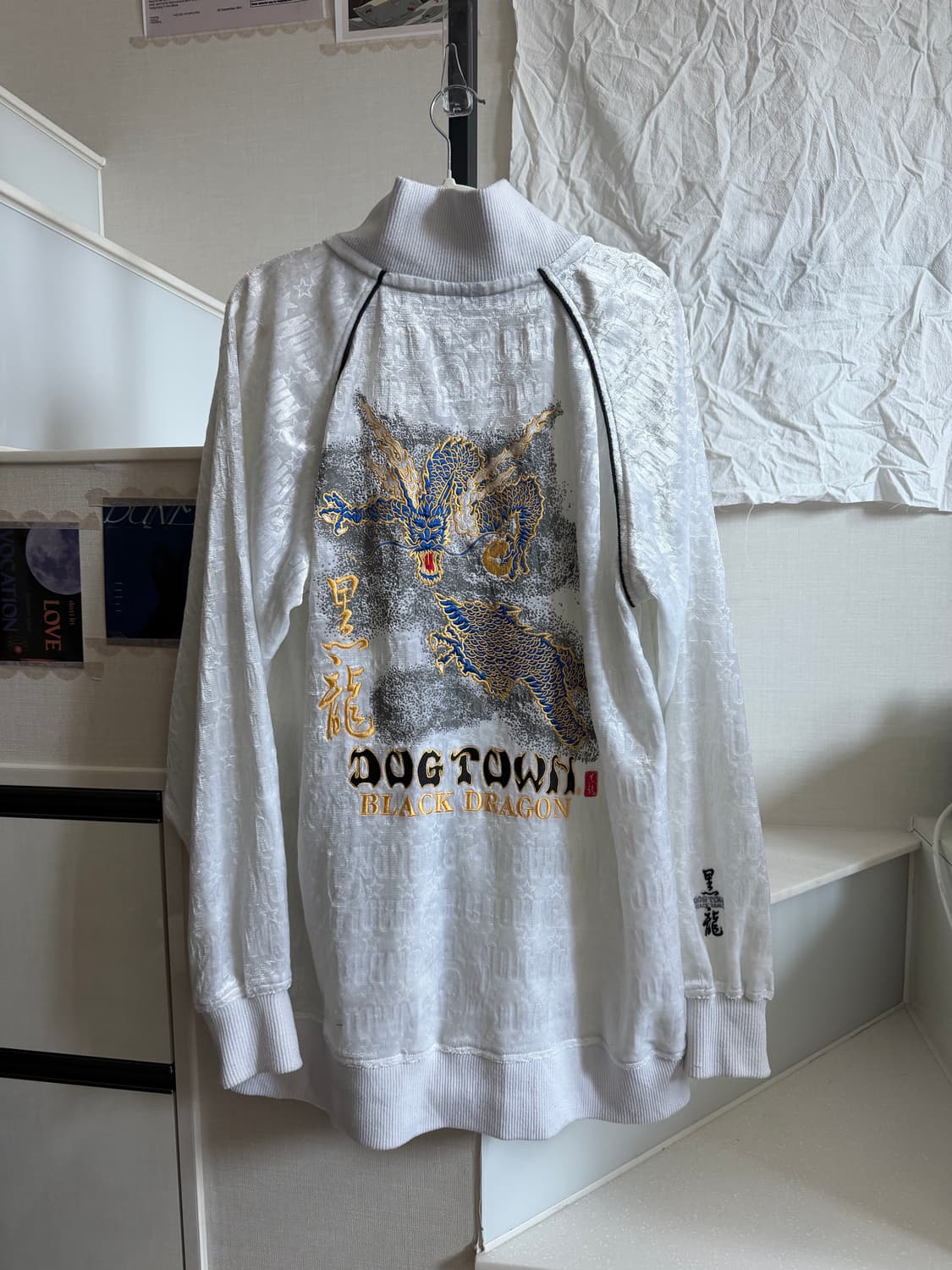 도그타운 화이트 벨벳 집업 상품이미지2