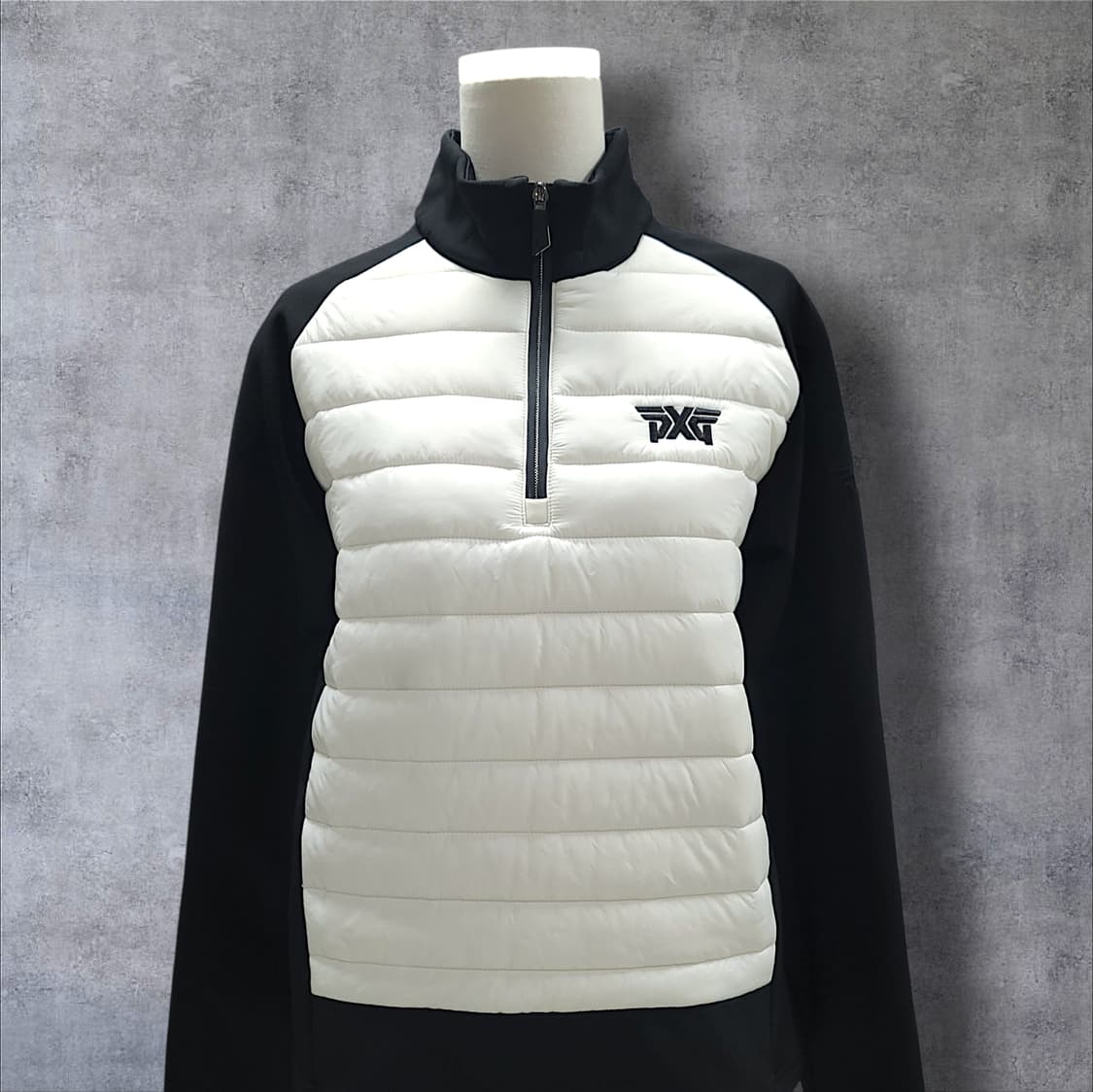 [M] PXG 화이트&블랙 경량기모 하이브리드 반집업 상품이미지3