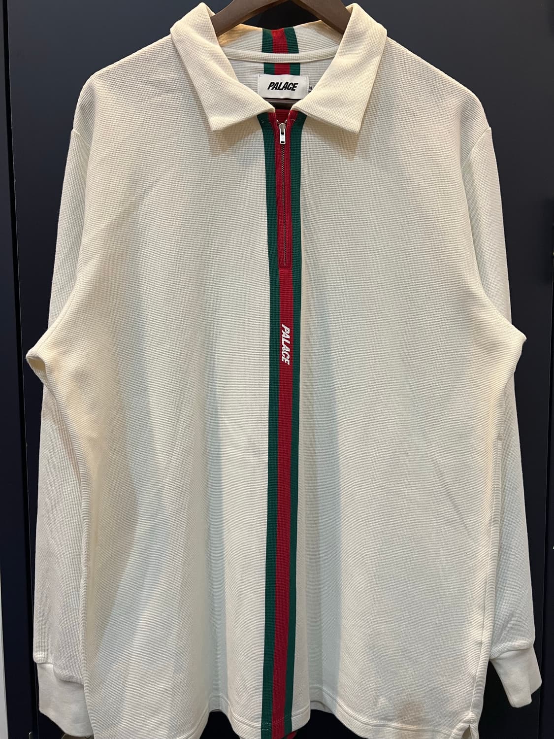 팔라스 17FW 버티컬 위브 폴로 집업 상품이미지1