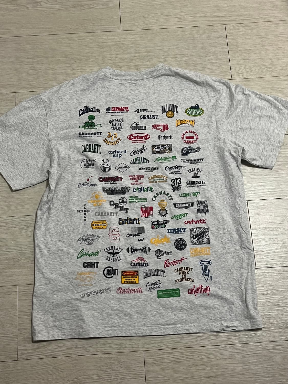 칼하트 로고 반팔 티셔츠 상품이미지1