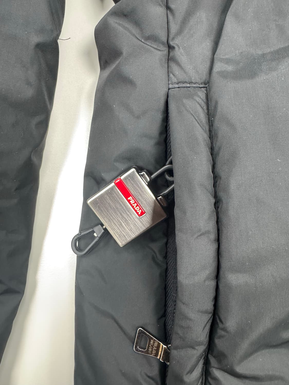 프라다스포츠 패디드 자켓 상품이미지3